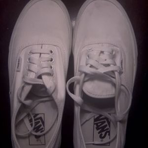 Women size 9 Vans white